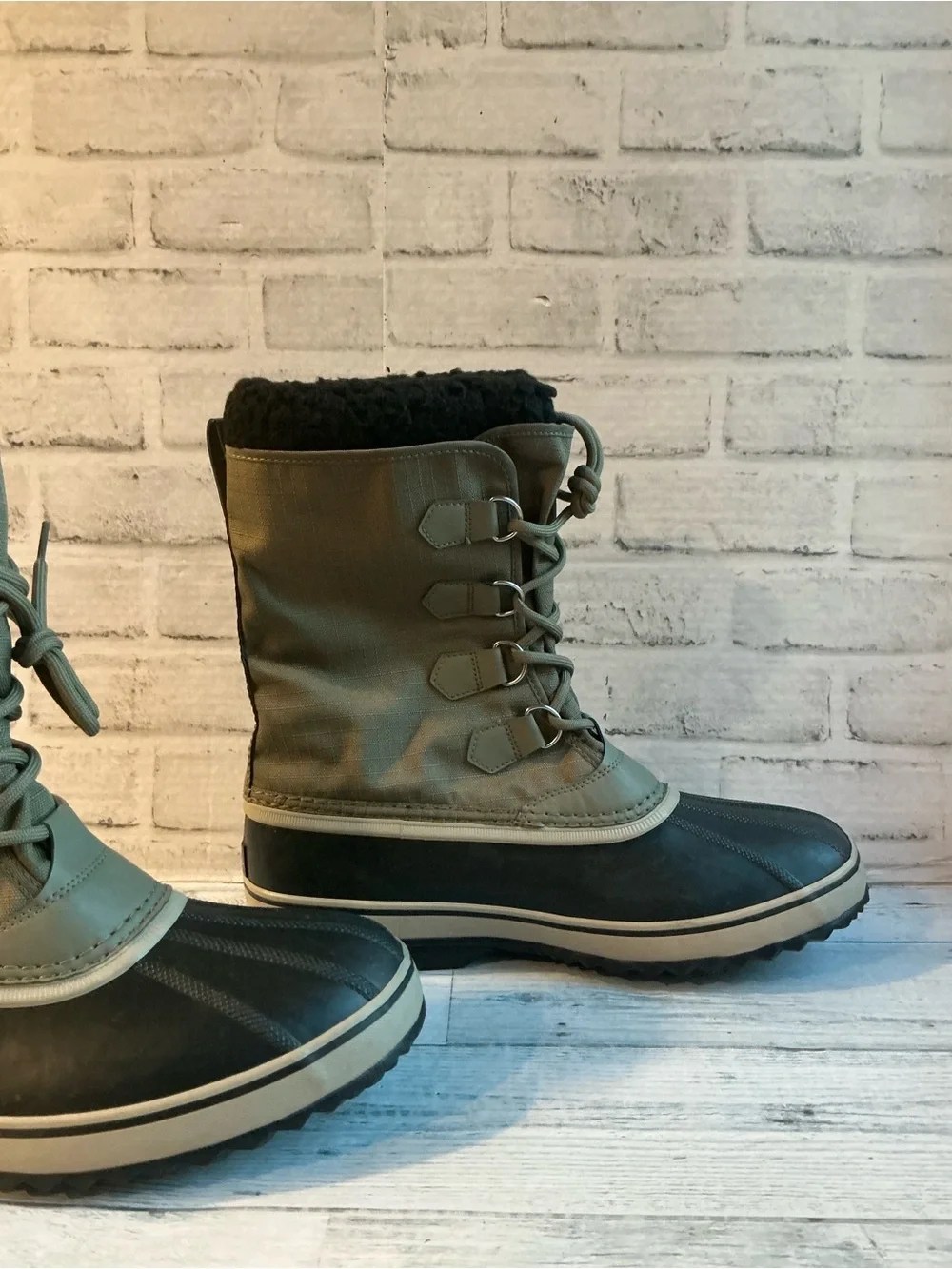 Sorel Men’s Size 13 1964 Pac Nylon Boot Waterproof -Sage/Dark Moss